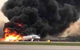 Korban Tewas Terbakarnya Pesawat di Rusia Bertambah Jadi 41 Orang