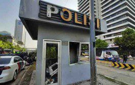 Dibakar Massa saat Ricuh, Pos Polisi Sarinah Berantakan