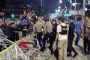 Polisi Dibantu Ulama FPI Halau Massa Rusuh di Flyover Slipi