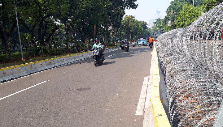 Sempat Ditutup, Jalan Medan Merdeka Barat di Depan MK Kembali Dibuka