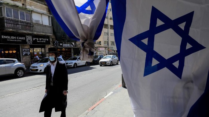 Israel Ingatkan Warganya di Luar Negeri Waspadai Balas Dendam Iran