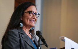 Biden Calonkan Perempuan Suku Asli Amerika sebagai Menteri Dalam Negeri