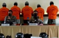 Majelis hakim Pengadilan Negeri Kota Bukittinggi menjatuhkan vonis hukuman 3 bulan penjara