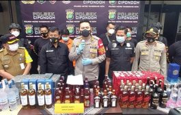 Polisi Sita 151 Botol Miras Ilegal di Tangerang