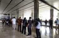 Vaksinasi Corona di DPR, Anggota Dewan-Petugas Kebersihan Ikut Disuntik