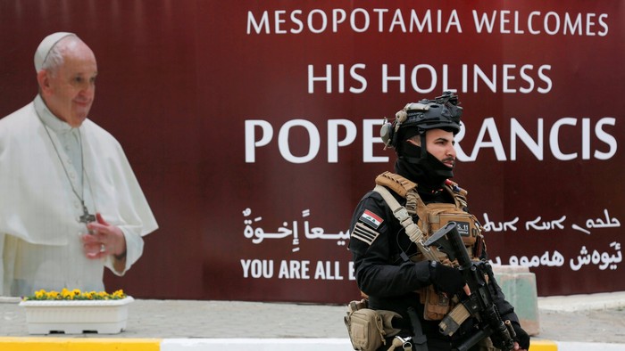 Paus Fransiskus Lakukan Kunjungan Bersejarah ke Irak