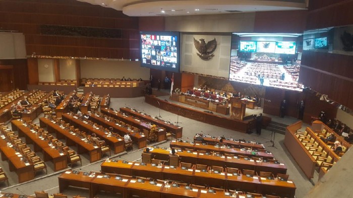 Waka DPR Luruskan Isu soal Komisi IX DPR Suntik Vaksin Nusantara di RSPAD