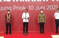 Usai Kp Rambutan, Jokowi Lanjut Cek Vaksinasi COVID-19