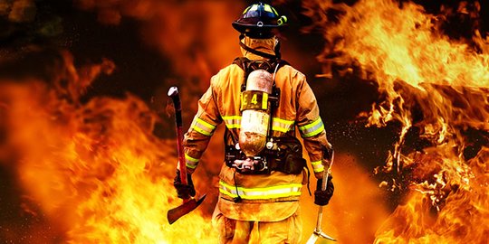 Kerugian Capai Rp 300 Juta, Lapak Barang Bekas di Jaktim Kebakaran