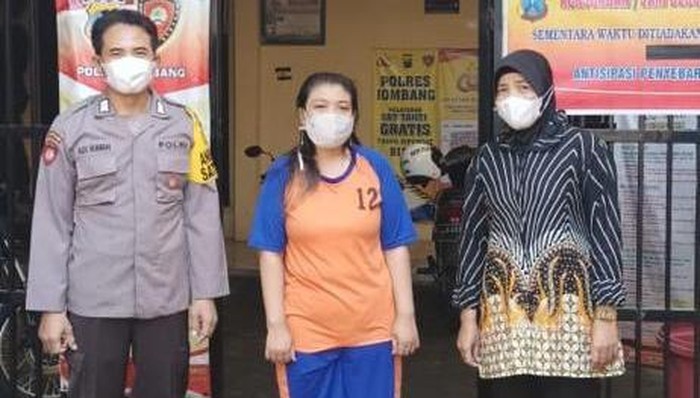 Prostitusi Berkedok Warkop di Jombang Digerebek