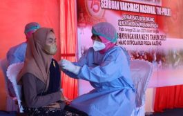 Kebut Vaksinasi di Jabar, Kapolri: Habiskan Stok Vaksin