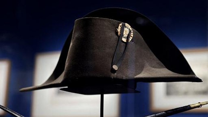 Topi Napoleon Bonaparte Tahun 1807 Terjual Rp 10 M