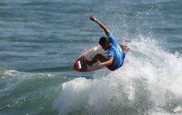 Surfer RI Rio Waida Pijak 16 Besar di Meksiko