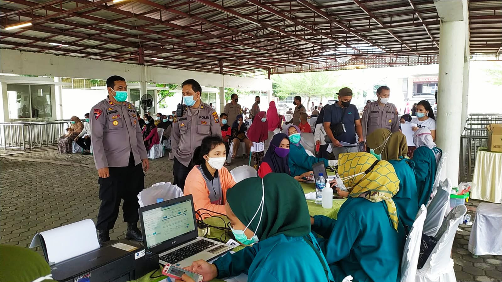 Ek Vaksin Pertama Di PRSU Medan Helvetia Tempat Yang Nyaman Bagi Petugas Dan Masyarakat