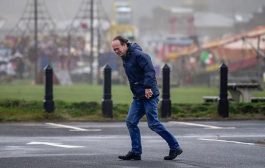 Badai Arwen Terjang Inggris, 2 Orang Tewas-Listrik Mati