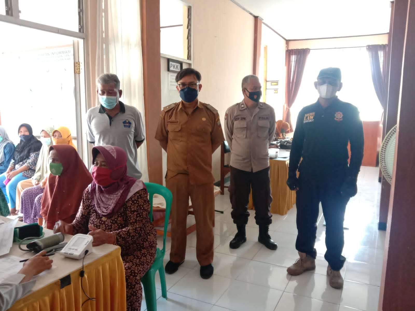 Vaksinasi Covid-19 Tahap 1 dan 2 di Desa Wanajaya