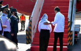 Jokowi Bareng Iriana Bertolak ke Bali