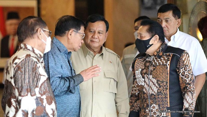 Prabowo Bertemu Hendropriyono hingga Agum Gumelar