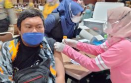 Diinisiasi Polres Sumedang, Ratusan Anggota GMBI Antusias Mengikuti Vaksinasi Covid-19
