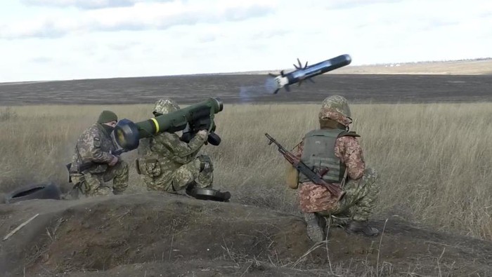 Sanksi Negara Barat Menanti Jika Rusia Tetap Invasi Ukraina