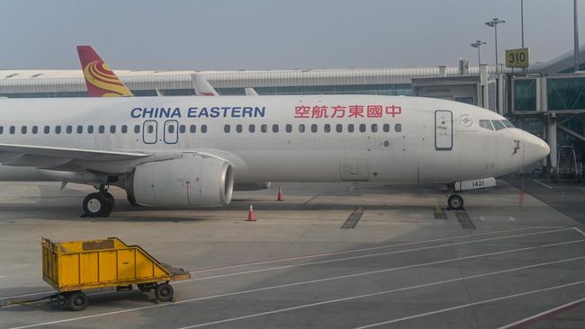 Pesawat China Eastern Jatuh, Menukik 25 Ribu Kaki