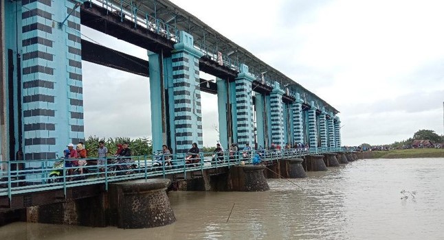 Pintu Air Pasar Ikan Jakut Siaga II