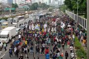 '17+8 Tuntutan Rakyat' di Penuhi, Mahasiswa Demo di DPR Jakarta
