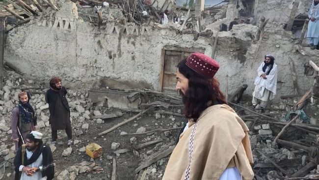 Korban Gempa Afghanistan Capai 1.000 Orang