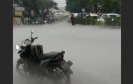 Warga Tangerang Panik Ada Kemunculan Gas Putih di Jalan