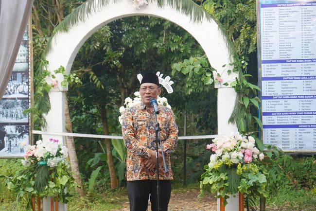 Walkot Cilegon Resmikan Taman Makam Pahlawan Geger