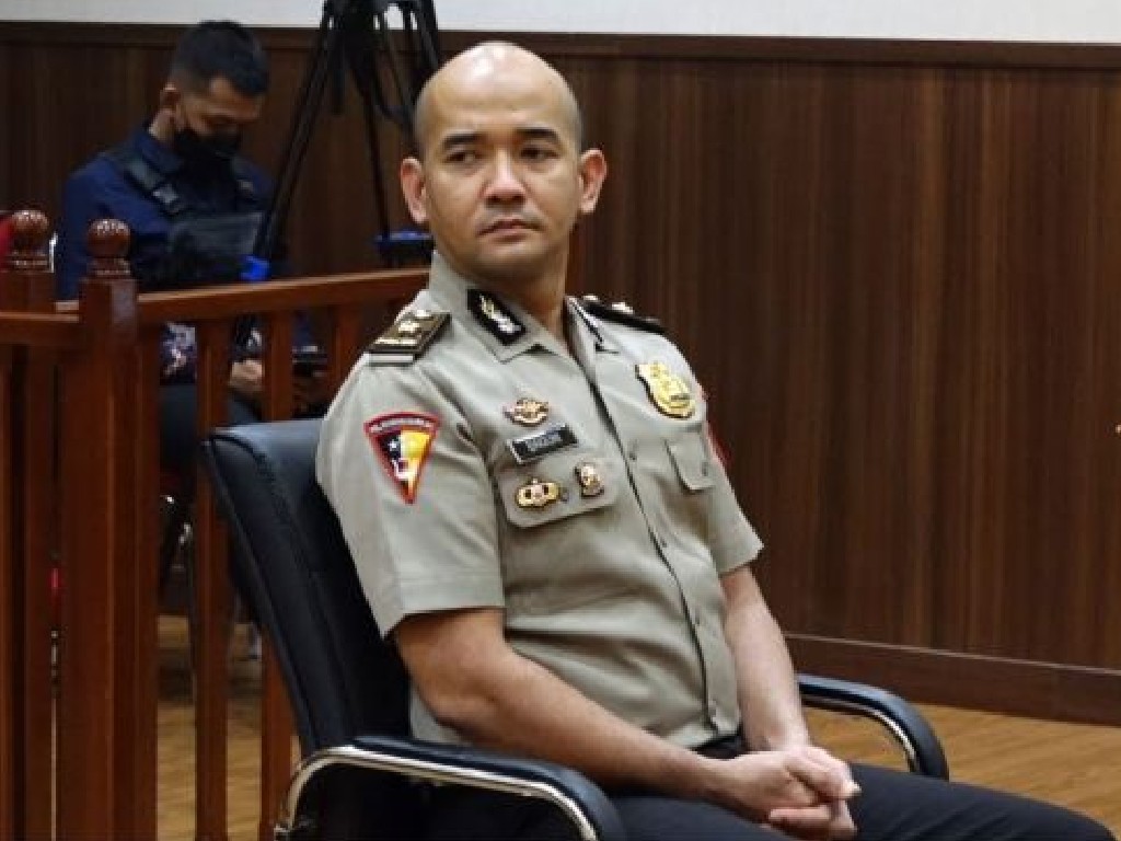 Kompol Chuck Putranto didakwa merusak CCTV Membuat Terhalanginya Penyidikan
