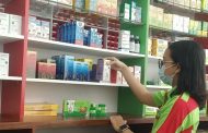 Omzet Obat Sirup di Pasar Pramuka Anjlok 95%