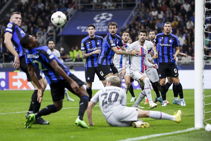 Laga Tuntas 3-3, Drama 6 Gol : Barcelona Vs Inter