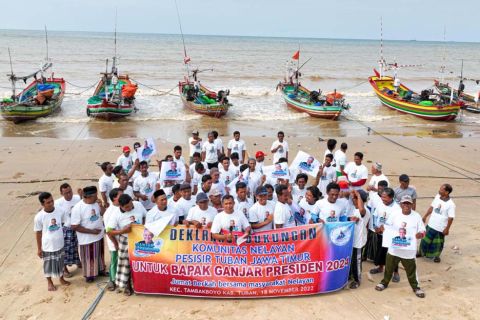 Nelayan di Pesisir Tuban Deklarasi Dukung Ganjar Presiden 2024