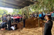 Wakapolres Sumedang Pimpin Upacara Pemakaman AKP (Purn) Ato Suharto