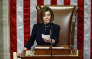Nancy Pelosi Mundur Sebagai Pemimpin Demokrat di DPR