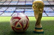 Messi Mau Pamerkan Trofi Piala Dunia di Paris