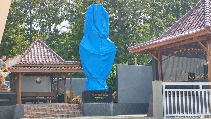 Patung Bunda Maria Ditutup Terpal, PBNU Minta Tak Dipolitisir