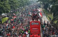 Media Vietnam Soroti Kemacetan Akibat Arak-arakan Timnas U-22
