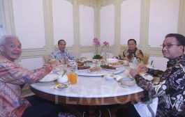 Presiden Jokowi ajak  Prabowo, Ganjar dan Anies Makan Siang Bareng
