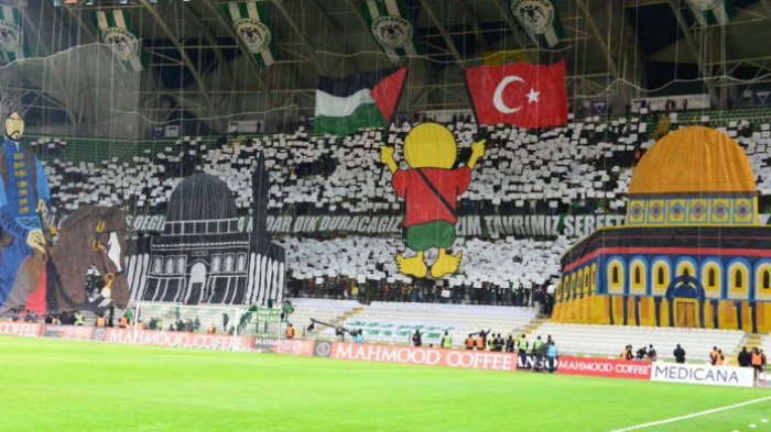 Kirim Pesan Menohok, Suporter Klub Turki Bela Palestina
