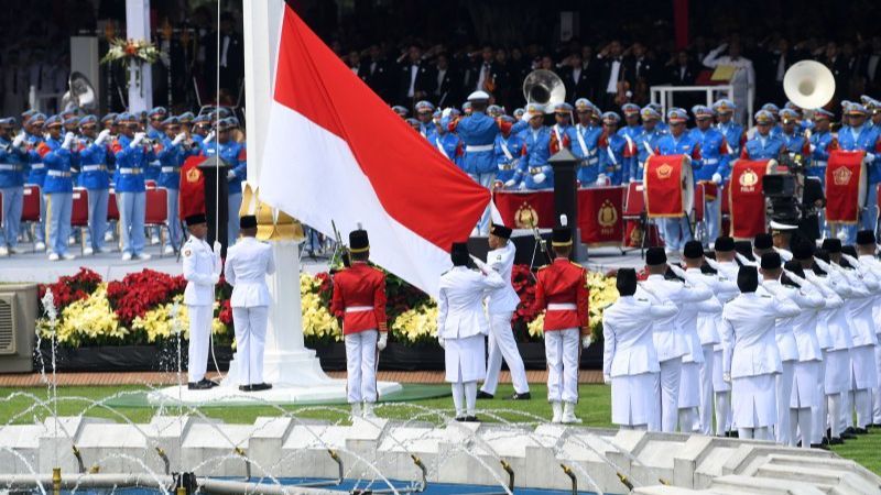 Kirab Dilanjut Menuju IKN, Bendera Pusaka Tiba di Bandara Balikpapan