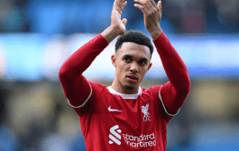Alexander-Arnold Akan Tinggalkan Liverpool