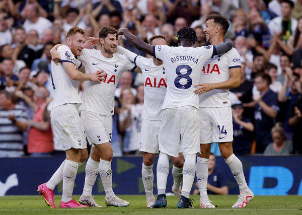 Tottenham Hotspur Akhiri Puasa Gelar