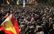 Buntut Skandal Korupsi, Puluhan Ribu Orang Demo Tuntut PM Spanyol Mundur