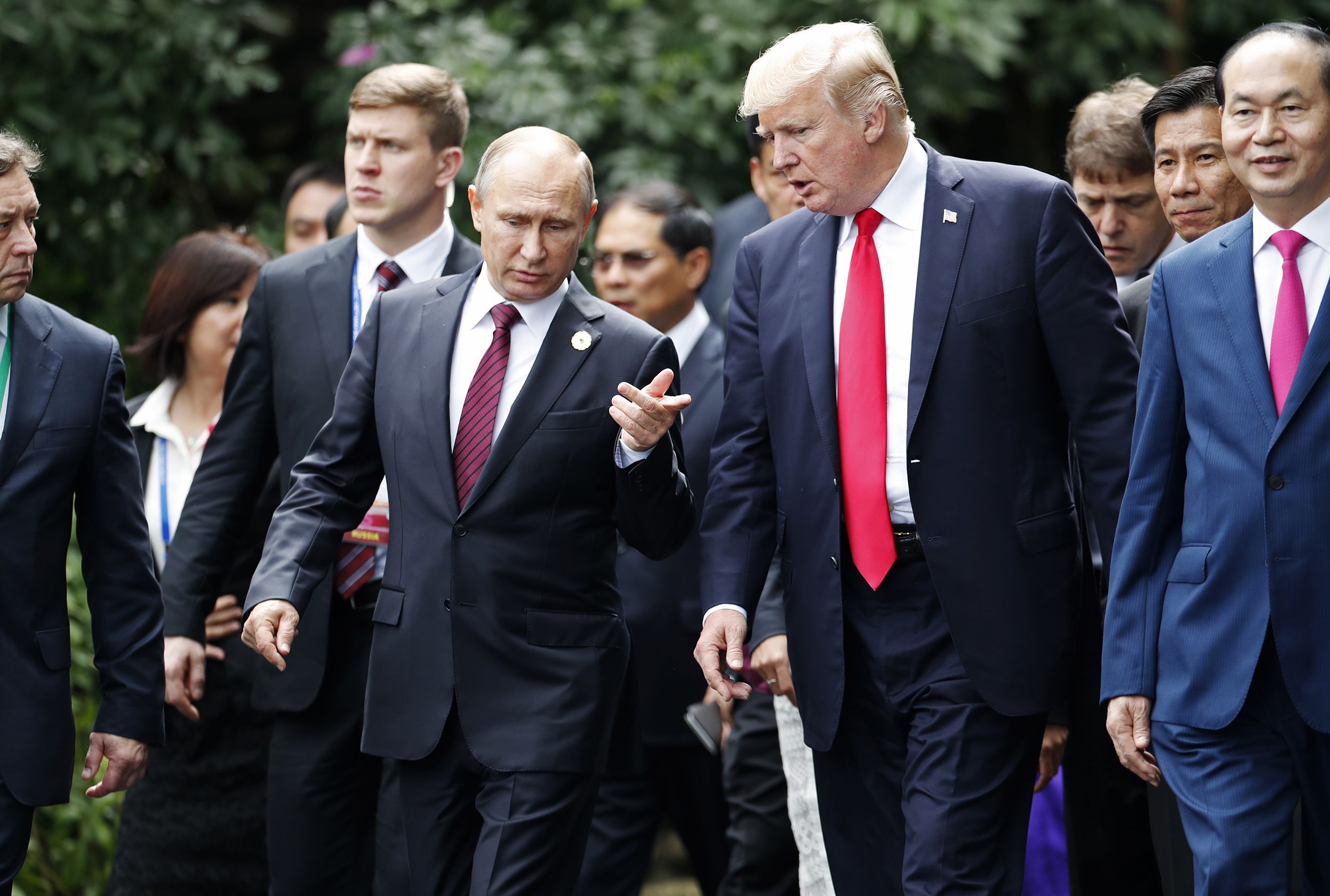 Via Telepon, Trump dan Putin Akan Jalin Komunikasi