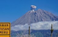 Status Waspada, Gunung Semeru Erupsi 4 Kali Hari Ini