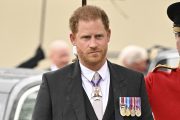 Bertemu Raja Charles III, Pangeran Harry Tiba di London