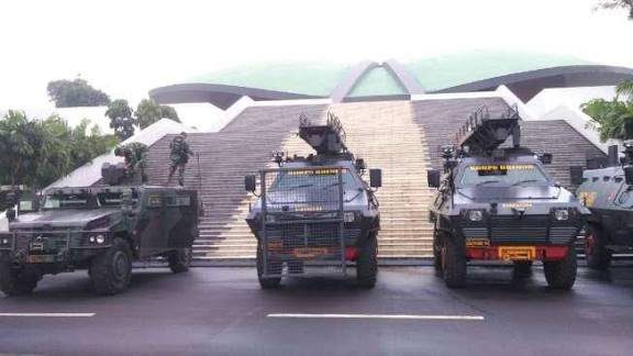 Tak Sejalan Tuntutan 17+8, Koalisi Sipil Kritik Menhan soal TNI Jaga Gedung DPR